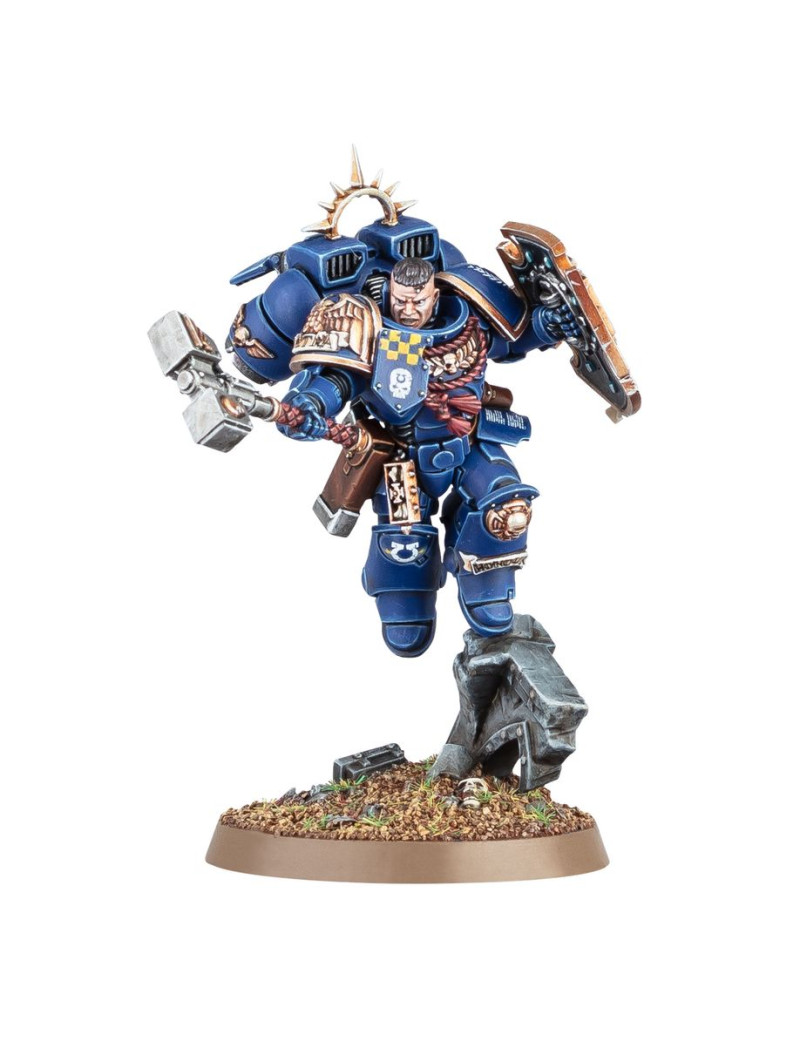 Warhammer 40,000 Space Marine Capitano con reattori dorsali e scudo reliquia