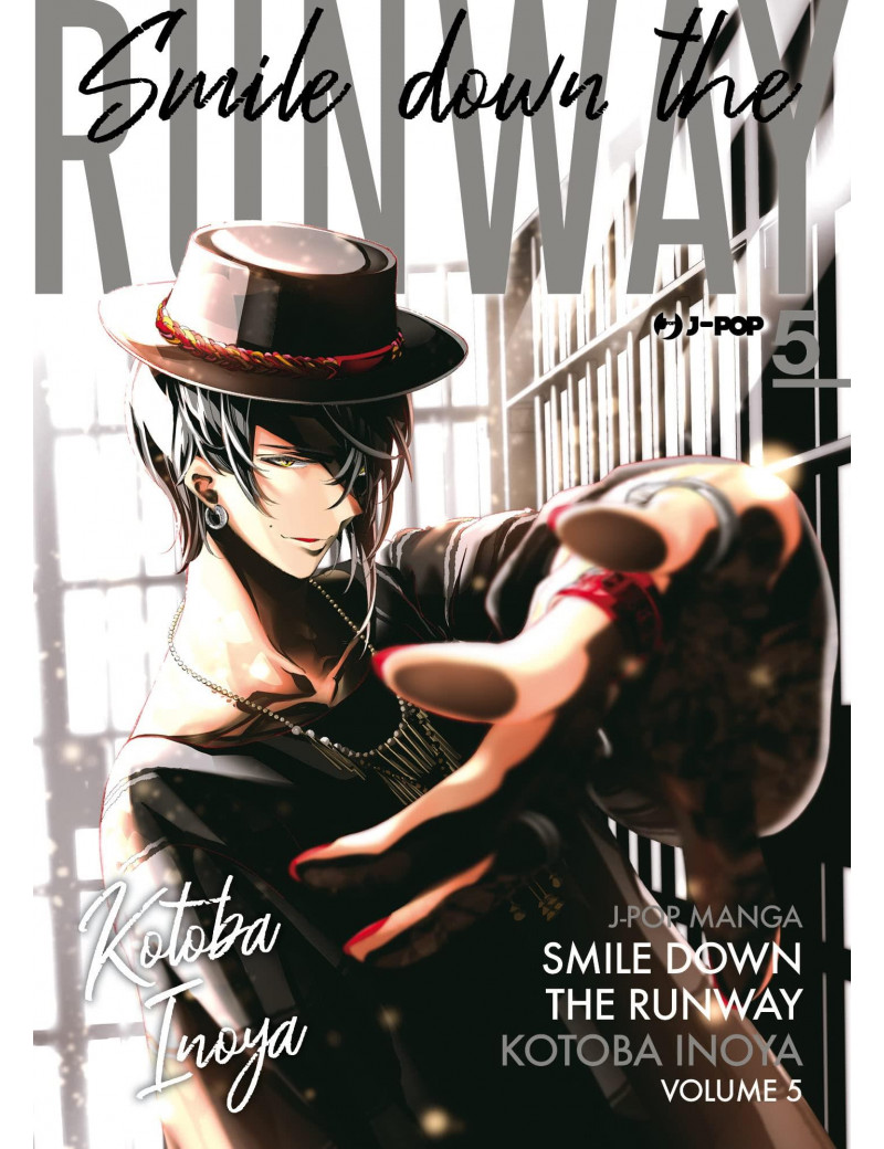 SMILE DOWN THE RUNWAY 5
